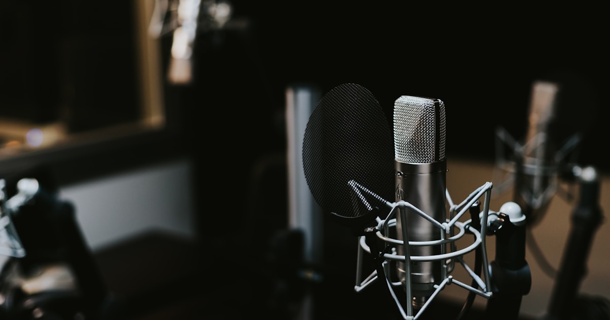 How to Transcribe a Podcast Episode (Step-by-Step Guide)